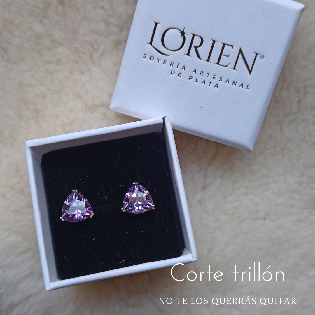 Aretes "Abril" de circonia morada y plata 925