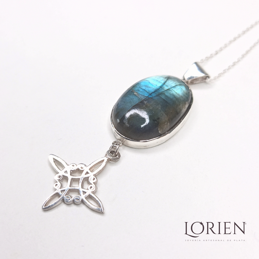 "Canto Azul" necklace with witch's knot, in 925 silver