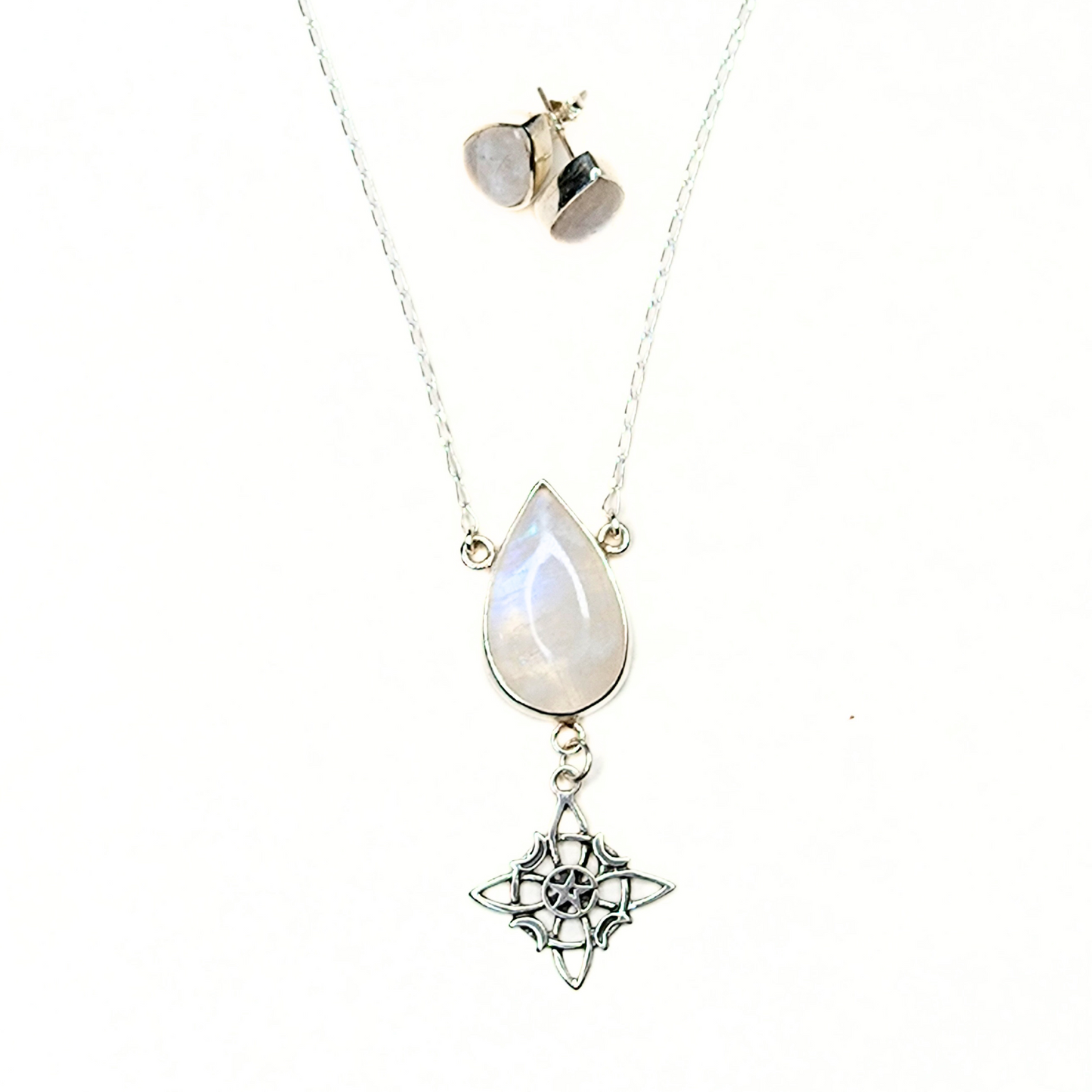 "Moonlight" set with witch's knot, in 925 silver