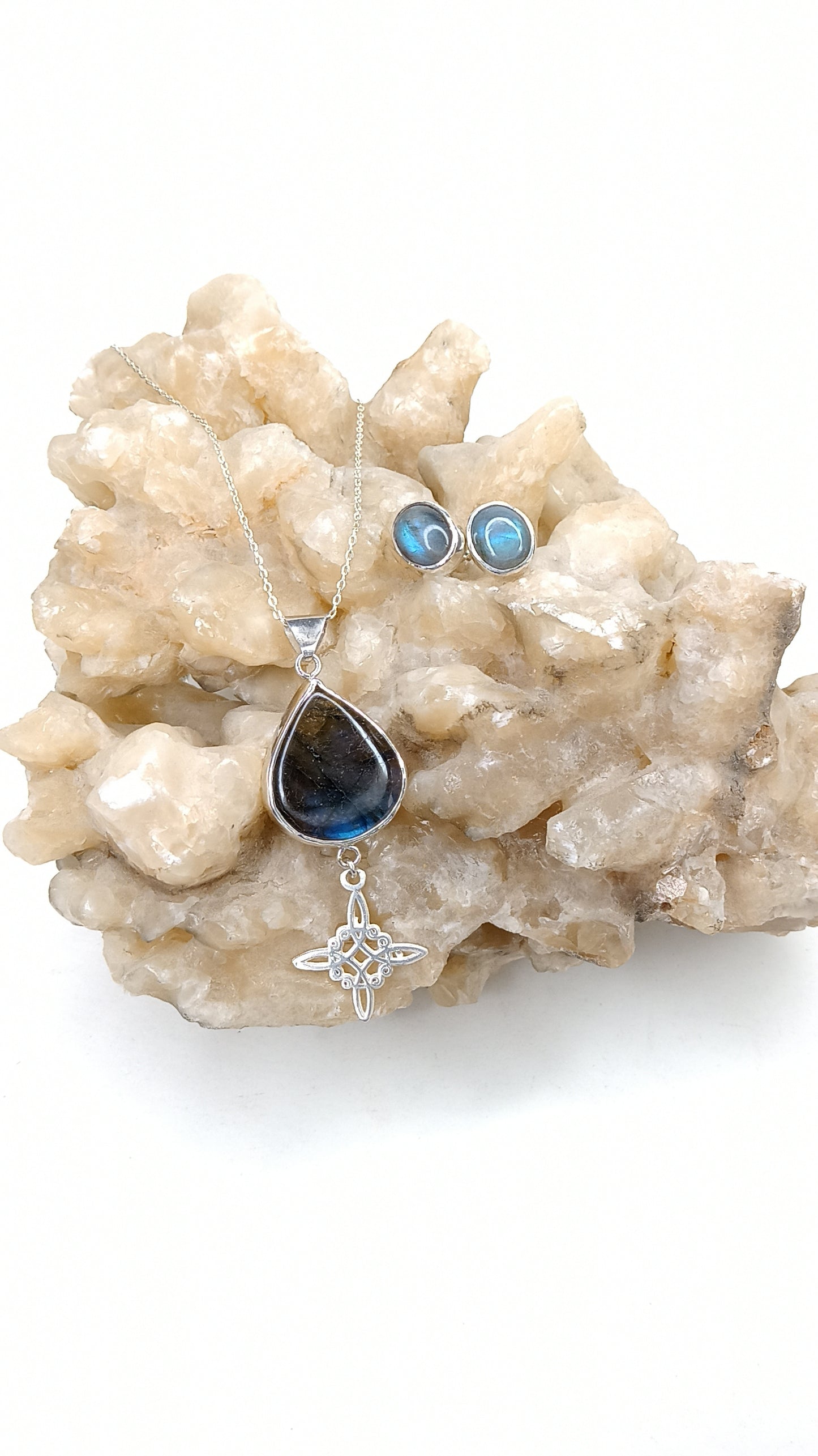 "Canto Azul" necklace with witch's knot, in 925 silver